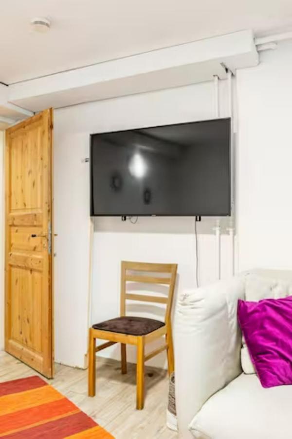 Appartamento Grosszuegige 185m2-altbauwohnung In Bestlage 7zimmer-2baeder-2kuechen-2wcs Amburgo
